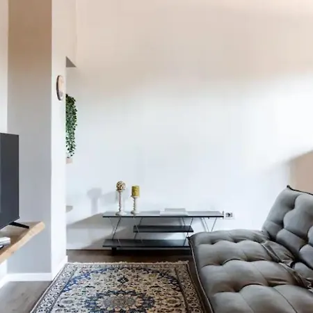 Da Manu Loft Centro Storico Danoifano It דירה *